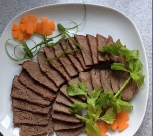 白切牛肉 白切牛肉