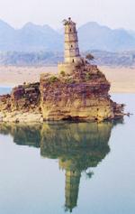 崇左斜塔 崇左斜塔