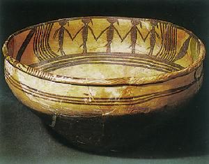 大地灣文化碗碟文物