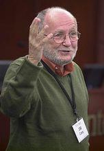 James W. Carey 詹姆斯&middot;凱瑞