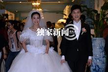 何建澤陶昕然婚禮熱吻照