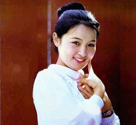 成梅[電視劇《紅樓夢》元春扮演者]