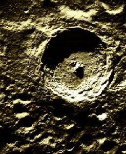 月球上的第谷環形山，NASA照片