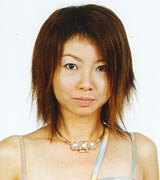 黃依玲（楊孝芬飾）