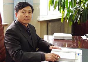 姚志偉[牡丹江第四中學校長]