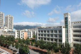 大連開發區第四中學 大連開發區第四中學