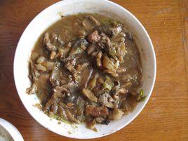 平菇燉肉 平菇燉肉