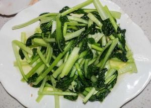 炒菊花菜 炒菊花菜