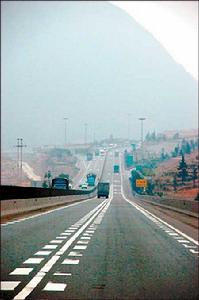 京珠高速公路粵境北段路線