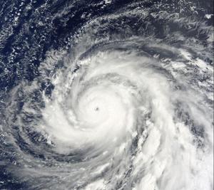 超牆颱風 彩雲 衛星圖