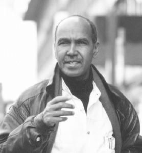 努魯丁·法拉赫 努魯丁·法拉赫