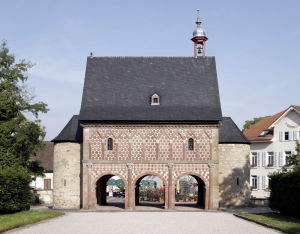 洛爾施修道院