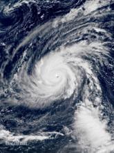 超強颱風玉兔 衛星雲圖