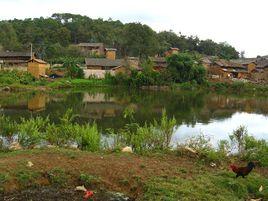 依叉黑村 依叉黑村