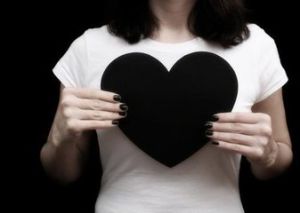 愛你愛到一顆真心收不回 愛你愛到一顆真心收不回