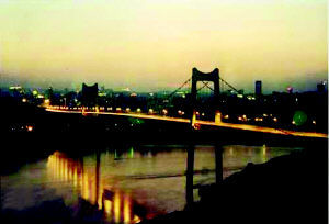 長江鵝公岩大橋 長江鵝公岩大橋