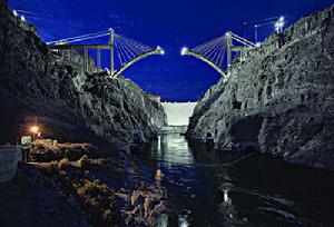 麥克·奧卡拉漢 - 帕特·提爾曼紀念大橋