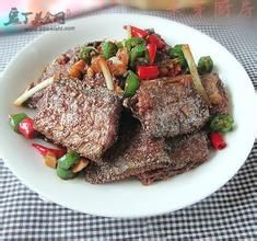 南昌傳統風味紅燒帶魚