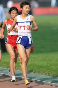 薛飛[田徑運動員]