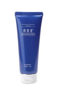 高保濕勁爽潔面乳