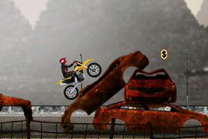 廢車場摩托特技