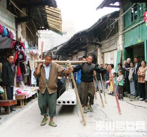 龍骨坡抬工號子 龍骨坡抬工號子