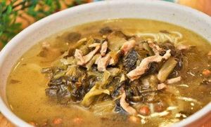 酸菜肉絲湯 酸菜肉絲湯