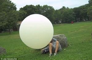 經過數個月的研究和測試，蓋斯布勒父子今年8月從紐約州的紐堡市附近發射了他們的氣象氣球