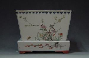 晚清粉彩花鳥紋長方形連座花盆 晚清粉彩花鳥紋長方形連座花盆