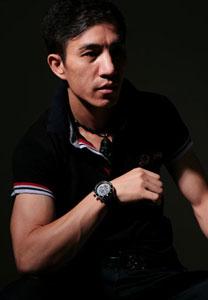 劉小飛[中國知名服裝設計師]