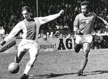 1964年一線隊首秀