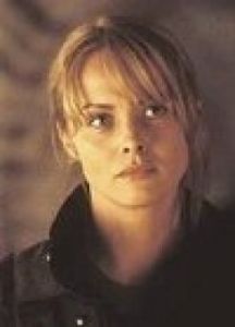 伊莎貝拉·斯科盧普 伊莎貝拉·斯科盧普