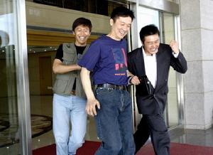 《以朋友的名義》