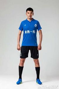 曹軒[足球運動員]