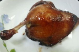 紅酒烤鴨腿 紅酒烤鴨腿