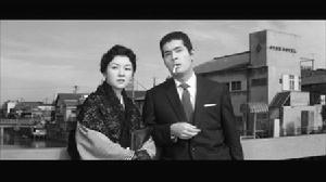 《女人步上樓梯時》