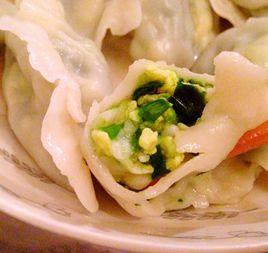 雞蛋韭菜蝦仁餃子 雞蛋韭菜蝦仁餃子