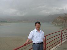 蒲向明教授考察武威天梯寺