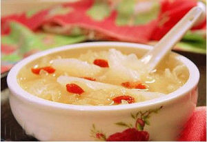 杏仁枸杞銀芽湯 杏仁枸杞銀芽湯