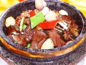 冬菇燜牛仔骨 冬菇燜牛仔骨