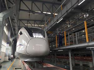 金山鐵路CRH6A新型動車組列車