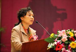 鍾燕[重慶市教育委員會原巡視員]