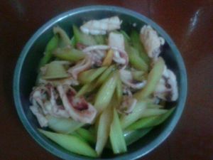 土豆小油菜炒肉片 土豆小油菜炒肉片