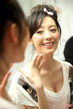 氣質美女陶珞依2012秋季跟拍寫真