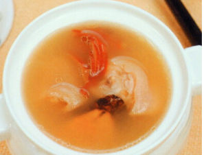 白背葉根瘦肉湯 白背葉根瘦肉湯