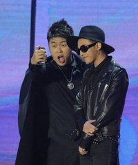 杜海濤下跪權志龍