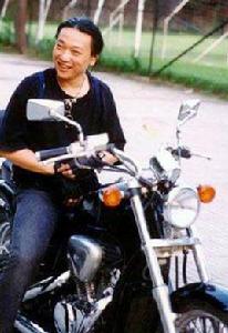 禮物[搖滾群星紀念張炬逝世十周年歌曲]