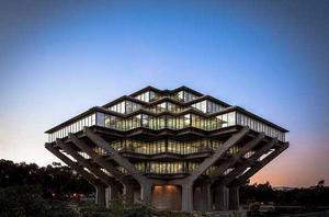 加州大學聖地亞哥分校 加州大學聖地亞哥分校