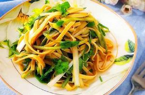 大蔥炒豆皮 大蔥炒豆皮