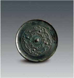 三鈕雲紋銅鏡 三鈕雲紋銅鏡